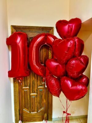 Купити повітряні кульки для дівчинки "Lady in Red"